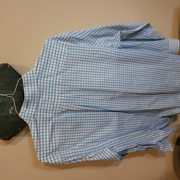 Vineyard vines button up shirt - Picture 3 of 3
